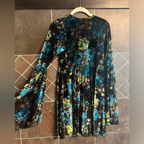 BlackHeart 🖤 Dress size large - Picture 3 of 7